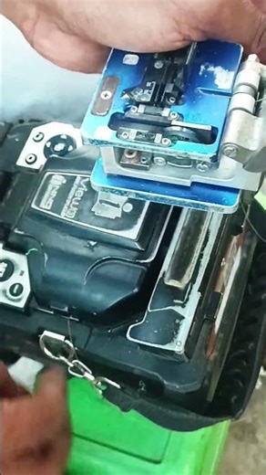 When a perfect fiber splice saves the entire network #fibersplicing #fiberoptic #viralshorts