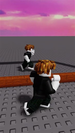 Bacon OUT of the MIRROR 😱 #roblox #shorts