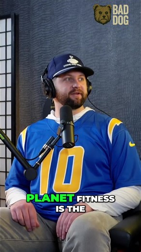 Planet Fitness: Genius business or total scam? They're banking on you *not* showing up. Lunk alarm explained! #PlanetFitness #GymLife #FitnessScam #LunkAlarm #GymTok