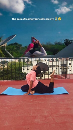 vaishu senthilkumar  on Instagram: "Why to show only progression?? sometimes finding our regression at our young age is also fine to be alert about our fitness and well-being ❤️‍啕 #castudent #reelsinstagram #instagramreels #chennai #reels #explorepage #yoga #exercise #fitness #wellbeing #growth #motivation"