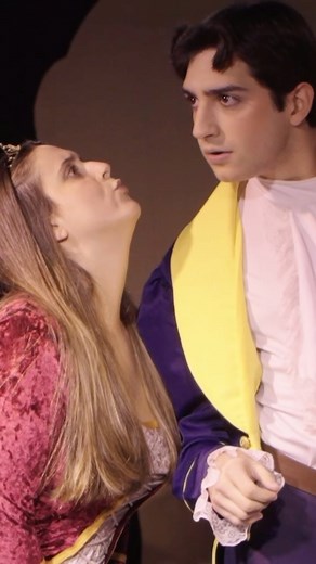 Ya podéis vernos de manera online gentezuela ❤️ Tenéis el link en nuestra bio y no olvidéis subir vuestra parte favorita 😉 #teatro #madrid #teatromadrid #humor #risa #comedia #actor #eltipicocuento #teatroviral | El Típico Cuento