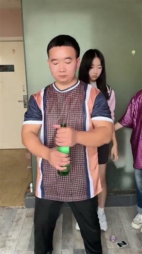 Chinese Kung Fu Master | Flying Cards Skills | Qigong #Funny #Kung Fu #Fun #Martial Arts