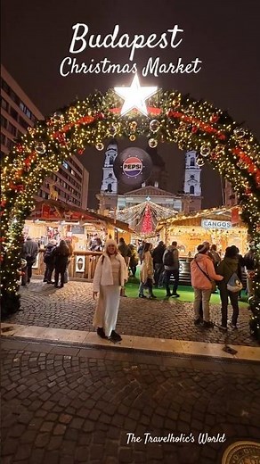 Budapest's Most Beautiful Christmas Markets 🎄