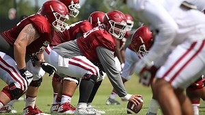 The offensive line is filling some holes this training camp so they can create them during the season. Full preview ➡️ http://bit.ly/2bsZfKI | Oklahoma Football