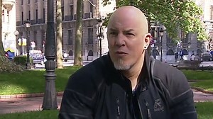 El exjugador de baloncesto Iñaki Zubizarreta explica cómo el acoso escolar marcó su vida