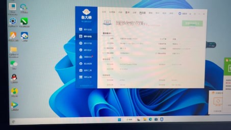 联想thinkpad P70 二手17寸移动工作站。神机一台，设计师一手自用，配置逆天；至强U 64G内存ECC P5000专业独显16G；识货的朋友看看