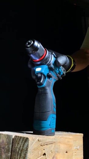 Efficient Cordless Drill for Quick Drilling and Nail Hammering