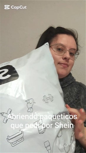 Abriendo paqueticos que pedirle por Shein 💕 #shein #sheinhaul #comprasonline #metime
