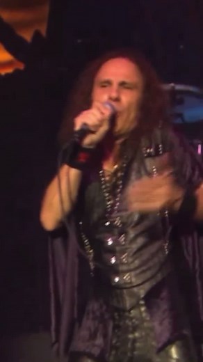 Dio Performing 'Man on the Silver Mountain' | Rainbow Band