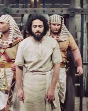 Zuleikha insists on tormenting Yuzarsif in prison