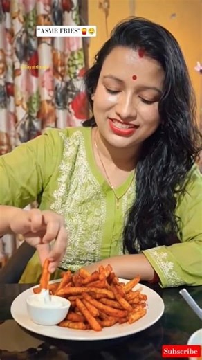 Super Crispy Peri Peri Fries Mukbang | ASMR Eating Sounds#youtubeshorts #asmr #mukbang #frenchfries