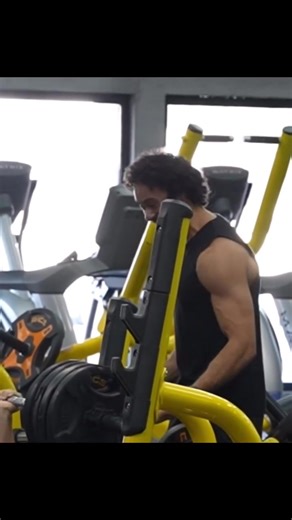 I do only push ups every morning 🤓 #anatoly #gym #prank | Anatolyy