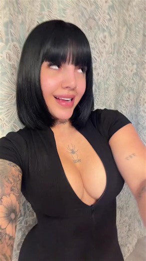 Yo uso maquillaje porque quiero env, que lindaaa🤭❤️& el negro si es mi colorrrrr. #trend #parati