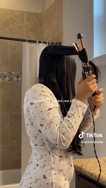 Hair Curl Tutorial: Step-By-Step Guide to Perfect Curls