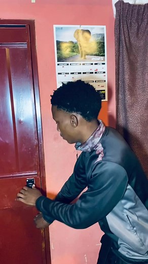 @lane.2.2 @@strimbombo_basi basi🧑🏽‍🦯 #🤣😭 #omphilelane #relatable #viral_video #fyp