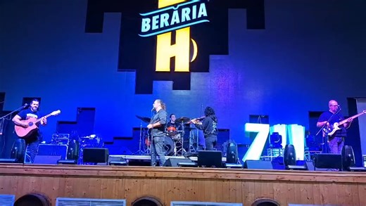 4.4K views · 159 reactions | Soundcheckul e gata! Diseară, la Berăria H, muzica se ridică din nou, purtând cu ea amintiri, emoție și libertate. 落Vino să fii parte din povesta 퐏퐇퐎퐄퐍퐈퐗! Beraria H – București | ⏰ Ora 21:00 #Phoenix #SpiritulCareRenaște #BerariaH #Soundcheck | Phoenix Transsylvania | Facebook