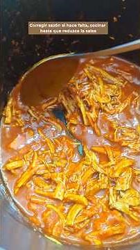 Guisado de Pierna de cerdo en salsa roja para tamales 🌶️🫔