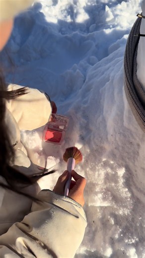 Hello Kitty Winter Magic: The Perfect Pink Snowman