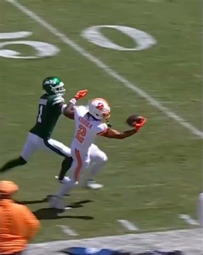 Top Plays of 2025 Season (pt 34): Emeka Egbuka vs Jets 🔥 #buccaneers #nfl #highlights #topplays