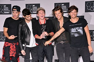 One Direction Sign New