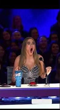 🌟 Unbelievable Transformation! Girl Dances with Dolphin & Then… THIS HAPPENS! 🐬✨