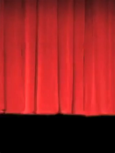 Ross is just a drummer... #tallyhallsinternetshow #tallyhall #joehawley #robcantor #zubinsedghi #rossfederman #andrewhorowitz #review