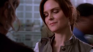 Bones (2005) S01E01 1080p 1.részlet.mkv