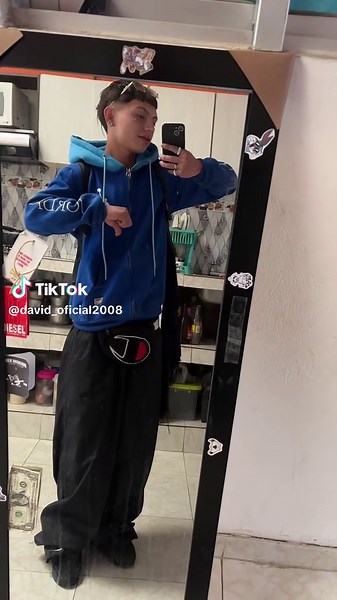 Videos de ✞♛𝓓𝒶𝓥𝓲𝓭 ♛✞ (@david_oficial2008) con “sonido original - Bando_Lyrics🔫👿👹”