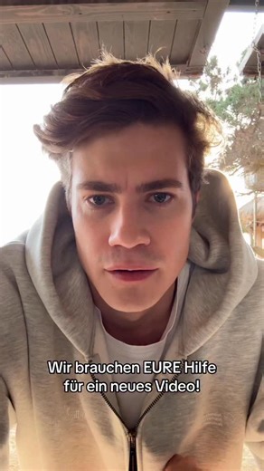 Alex Acht on Instagram: "In meiner Bio findet ihr ein Link zu einer Community-Umfrage. Luca muss dann in einem Video erraten, welche Antworten ihr gegeben habt. Danke euch & frohes Neues!"