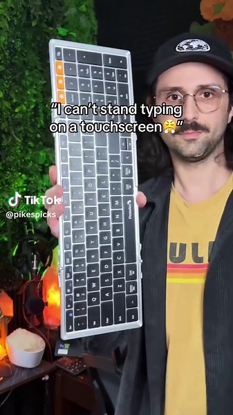 Protoarc Trifold Keyboard: Portable and Premium Solution