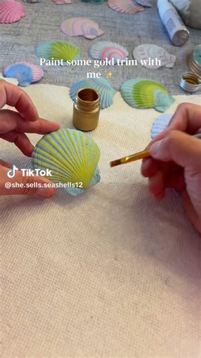 Easy. DIY. Shells and Crafts. Beach decorations. #crafts #diy #craftyhome #shell #beach