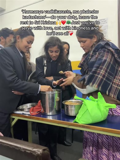Follow Krishna’s path, and karma will always favor you❤️‍🩹🦚🙌m so blessed that Sri Krishna gave this responsibility to serve his lotus feet🪷 #fyp #divine🌷 #radheyradhey #radhakrishna #hareykrishna #spirituality #devotee #prem #krishnadevotee #prasadam #teenagers #student #collegelife #hwic