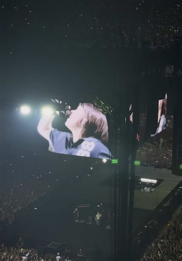 Billie Eilish Concert Experience: Hit Me Hard and Soft