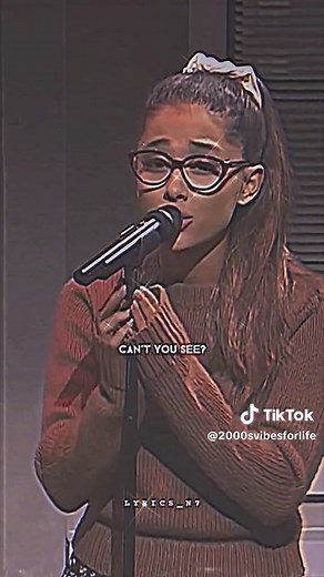 Ariana Grande Singing Shakira | Throwback to 2000s Nostalgia!