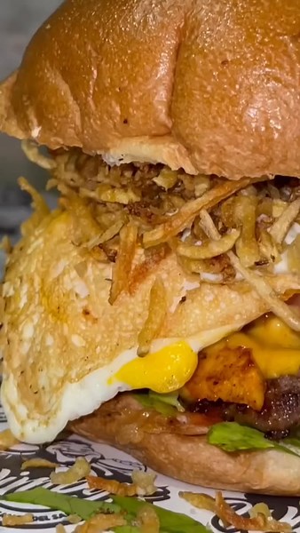 Obsessed with Wimpy’s 🫣 . . . #wimpys #wimpyspty #hamburguesas #pepitos #hotdog #comidavenezolanapty #comidavenezolanapty #pty #new #viralreels #viralvideos #viral #newreels #viraltiktok