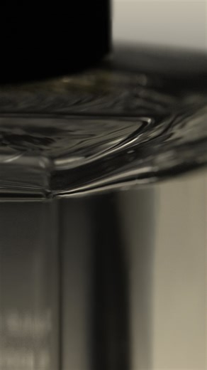 CHANEL on Instagram: "New. COMÈTE and LE LION DE CHANEL scented Body Oils. Two magnetic fragrances from the LES EXCLUSIFS DE CHANEL collection have been unveiled as scented Body Oils. The step in a sensorial fragrance ritual that prolongs the scent’s trail. #LesExclusifs #CHANELFragrance"