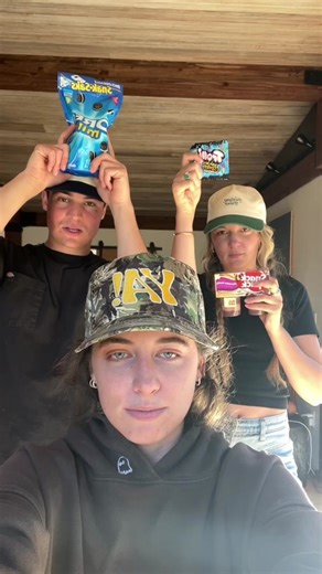 Delicious Dirt Cup Recipe | Sun Bum Ambassador Yummy Bummy