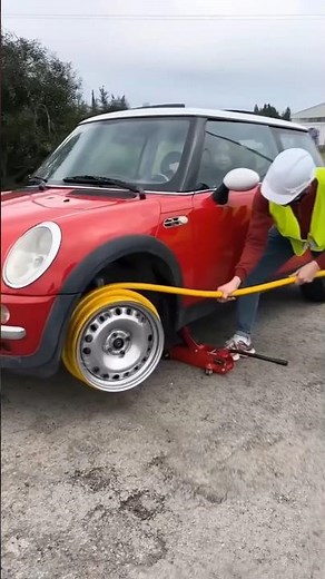 Video: A compilation of the funniest jokes, part 24