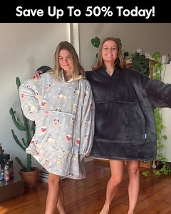 274K views · 142 reactions | Do you love being warm and snug? The Oodie is like a giant colorful hug. It is perfect for: Summer Camping Trips ❄️Those Frosty Cold UK Mornings Watching Movies With Friends Evening Naps Save up to 50% here:  https://theoodie.co.uk | The Oodie | Facebook