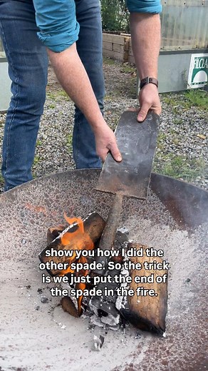 🧰 Tool Time - Replacing the handle on a spade. Open & Closed Socket Methods. Snapped handle? Don’t bin it -fix it! 🛠️ Learn how to replace a spade handle and give your favourite tool a second life. It’s easier than you think and so satisfying to do. You will learn how to: 🌿 Replace a broken shaft on an open-ended socket spade — step by step from removal to refit. 🔥 Deal with a closed socket spade by safely burning out the old shaft — a surprisingly effective (and satisfying!) technique. #gar