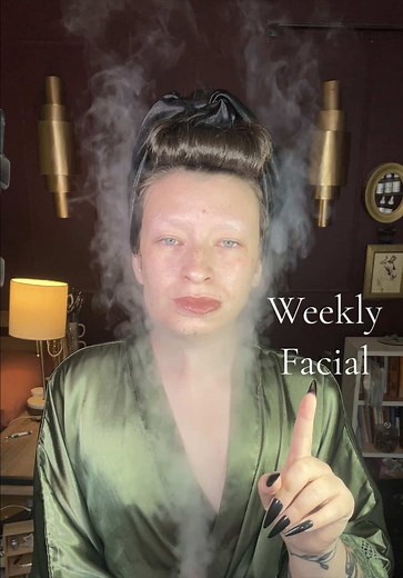 Sebaceous Filaments vs Blackheads: Weekly Facial Routine