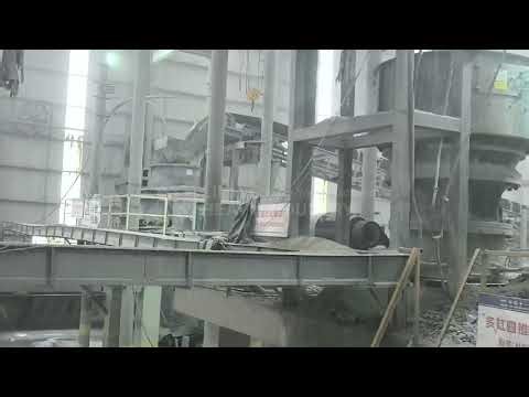 Production line operation status detection and equipment maintenance adjustment