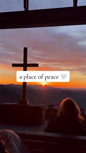 Some places leave you speechless… this is one of them. 🤍 Perched above the mountains, Pretty Place Chapel is a reminder of God’s incredible creation and a place where peace feels easy to find. 📍 Pretty Place Chapel 📍 Cleveland, South Carolina Save this for the day you need a little reminder to slow down. #PrettyPlaceChapel #FaithTok #SouthCarolina #ChristianTok #TravelTok