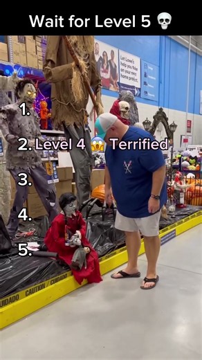 Try Not To Laugh: Halloween Scares 🎃😂