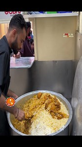 2.1K views · 32 reactions | Super Fast Worker ⚡⚡ Fastest and Most Skillful Workers Ever  #fast #skills #food #foodie #streetfood #shorts | Food in Seconds | Facebook