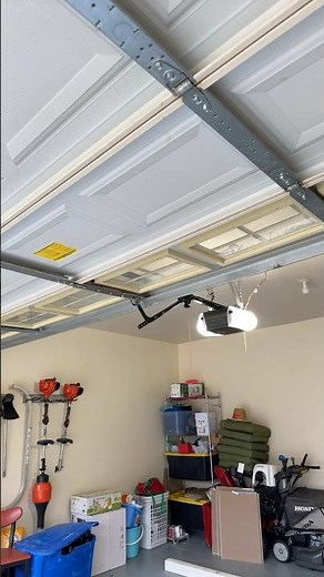 Chamberlain HD900D garage door opener