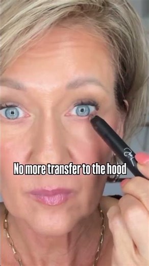 Stay Put Eyeliner!! #makeup #over50beauty #eyeliner