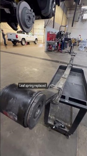 2024 Chevy Silverado ZR2 Rear leaf spring replacement👀 #silveradozr2#leafspring#cesarthetech