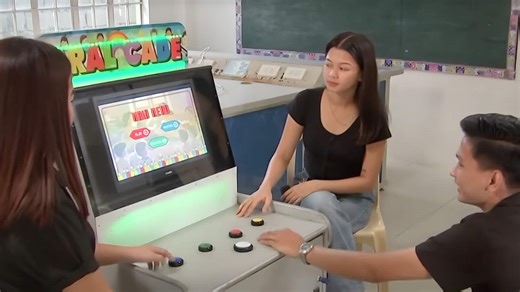 Pinoy-made 'Aral-cade' machine uses games to help young students learn