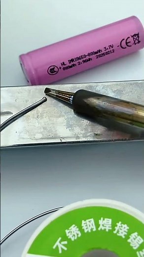 best soldering lead. #solderingtool #solderingtips #solder #howtosoldering #diyelectronics